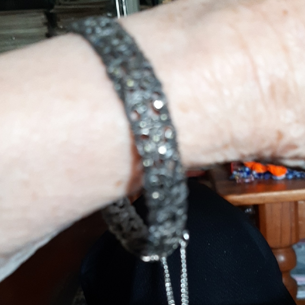 Marcasite Clamped Bracelet.with Chain